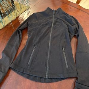 Lululemon Define jacket size 6